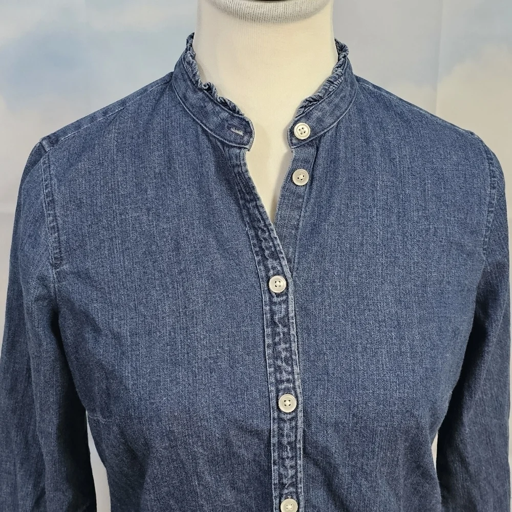 J. CREW | 100% COTTON DENIM RUFFLE NECK BUTTON DOWN BOYFRIEND SHIRT